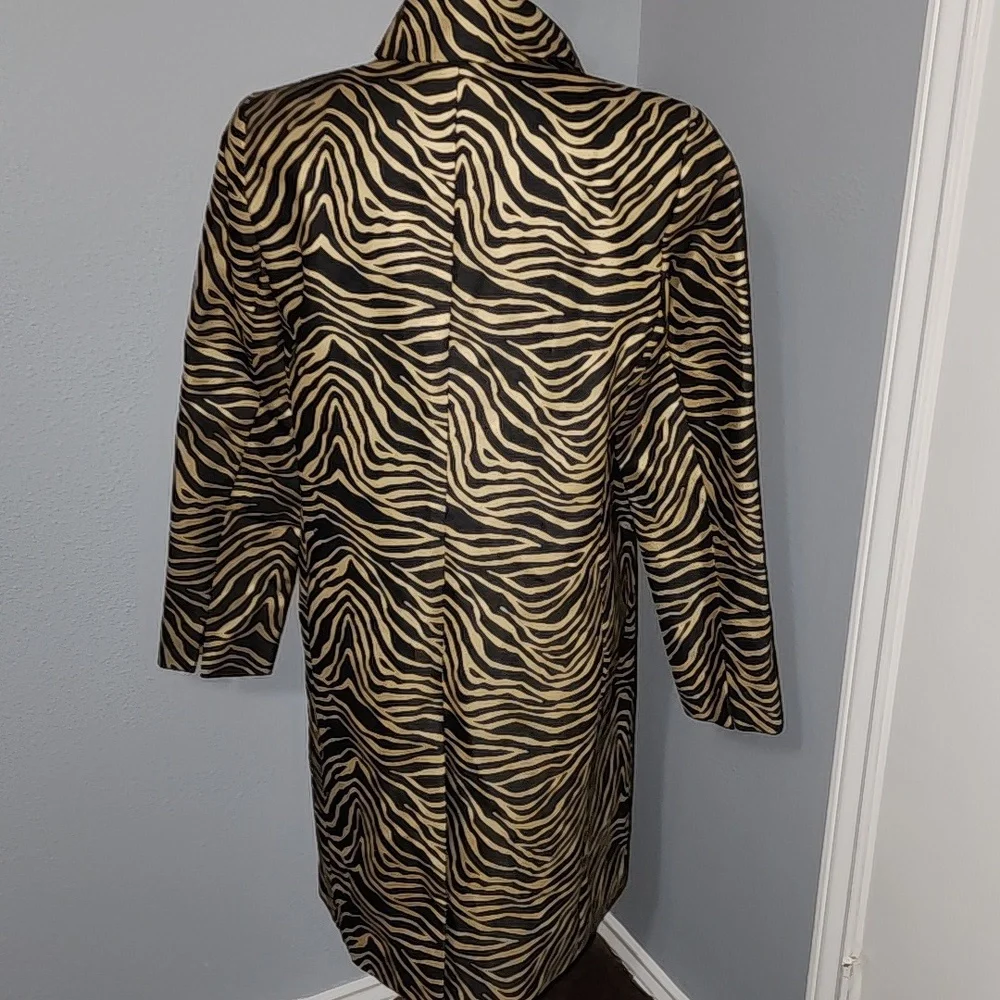 Linda Allard Ellen Tracy Womens Gold & Black Zebra Print Button Front Coat Sz 12 - Picture 5 of 10